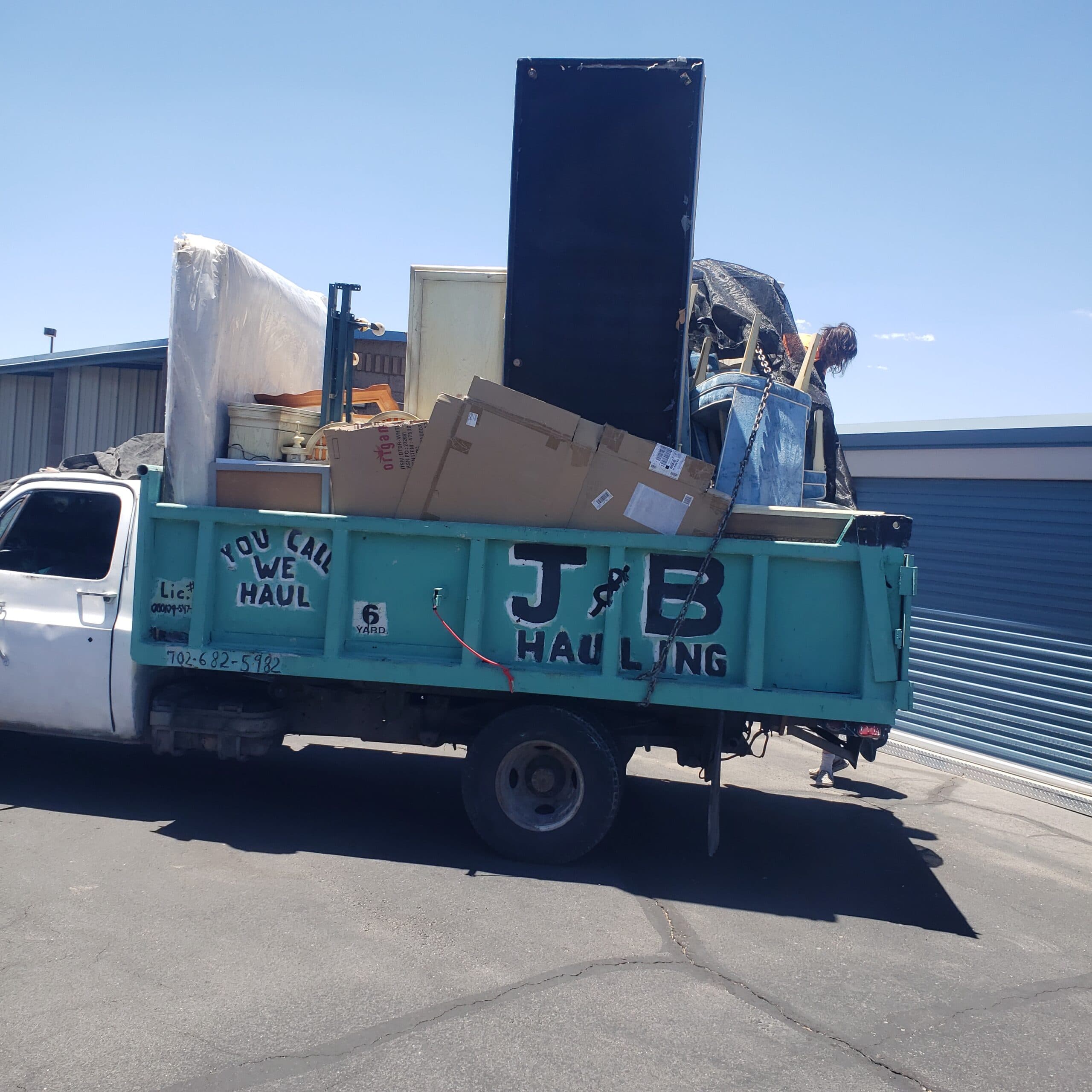 J&B HAULING photo