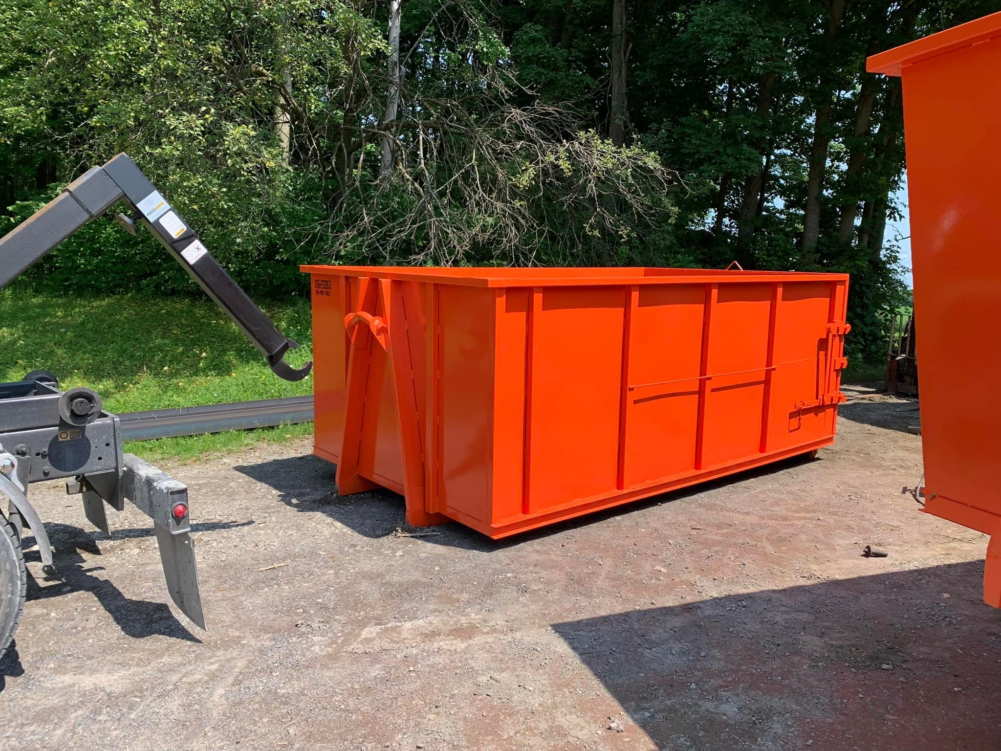 Sacleta Dumpsters photo