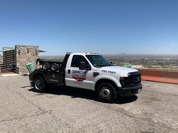 Garcia Wrecker Service, LLC photo