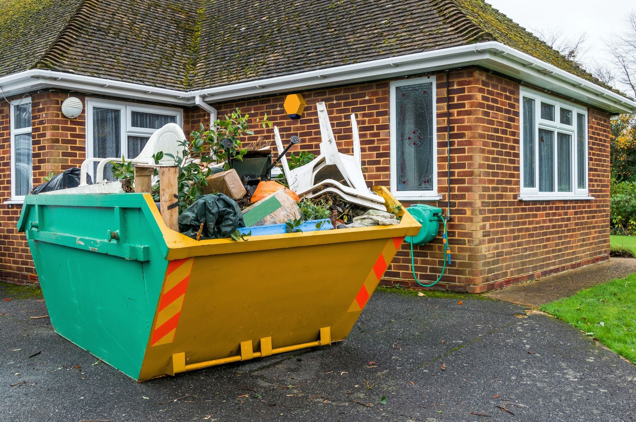 Mj's 16' Rolloff Dumpsters and Flatbed Rental photo