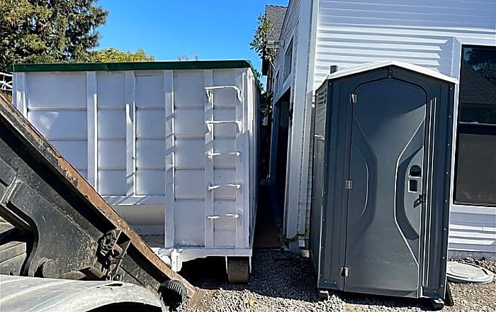 Calsan Dumpsters Pro photo