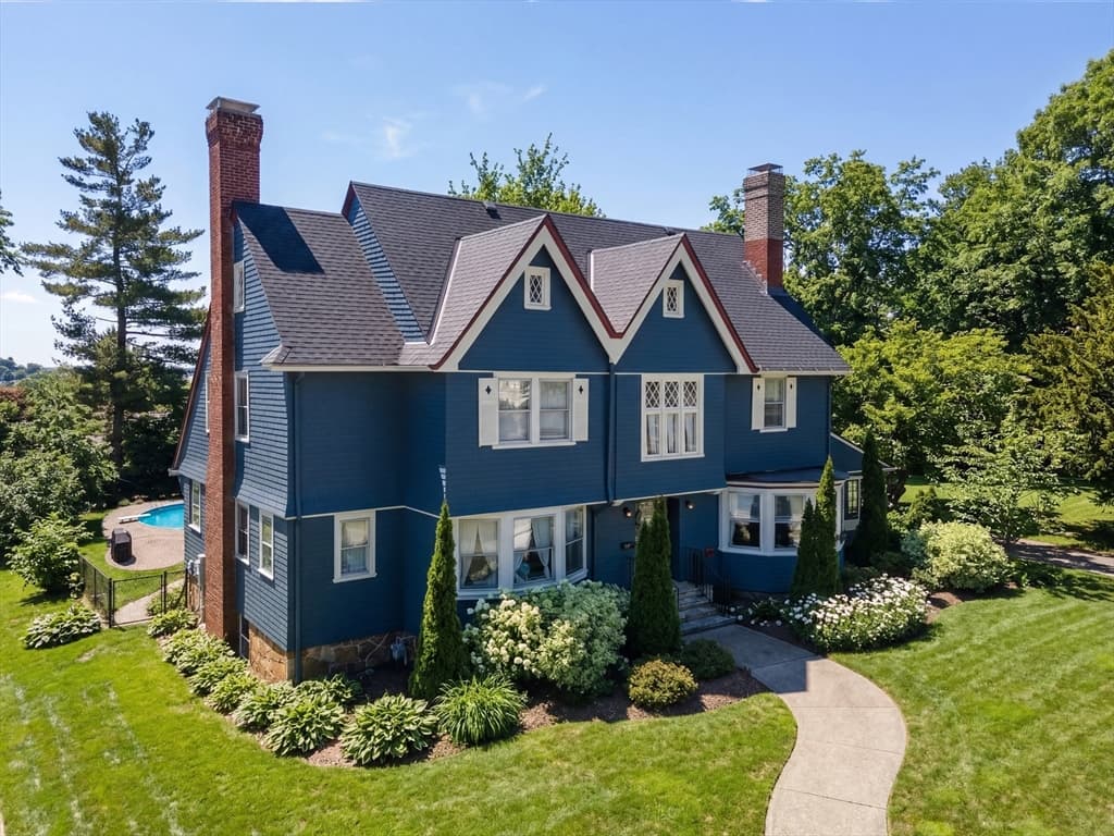 Rheault Real Estate, Inc. photo