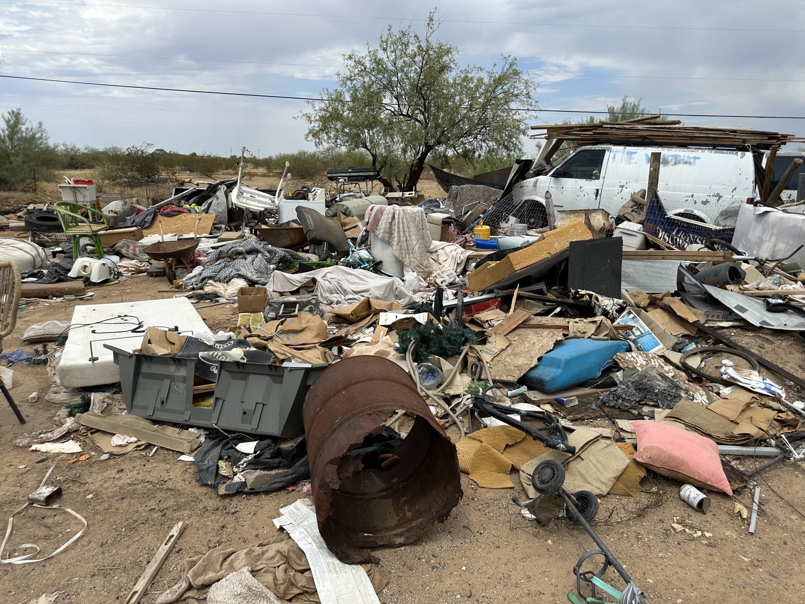 FAST N EZ Junk Removal photo