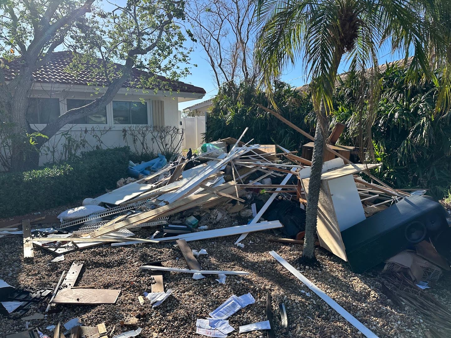 Royal Junk Removal of St. Petersburg | Junk Removal - Cleanouts & Demolition - photo 1