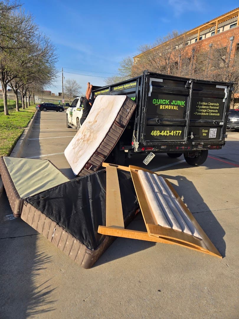 Quick Junk Removal - photo 3