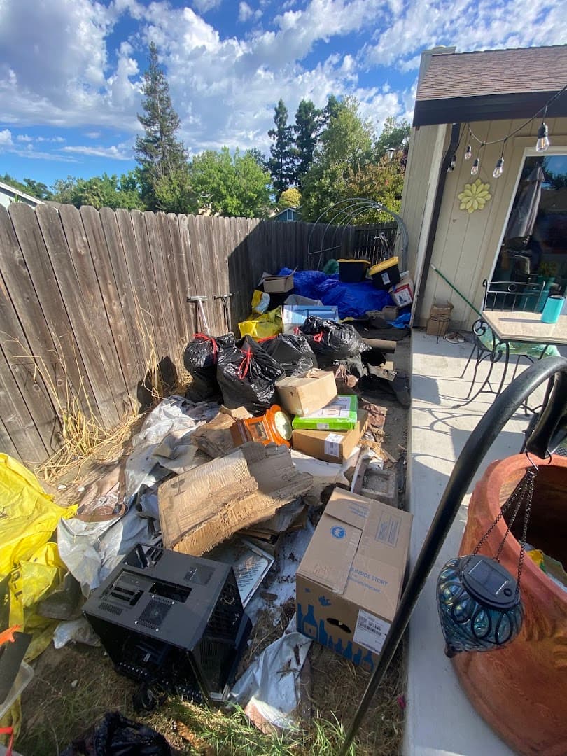 A M Hauling & Junk Removal - photo 3