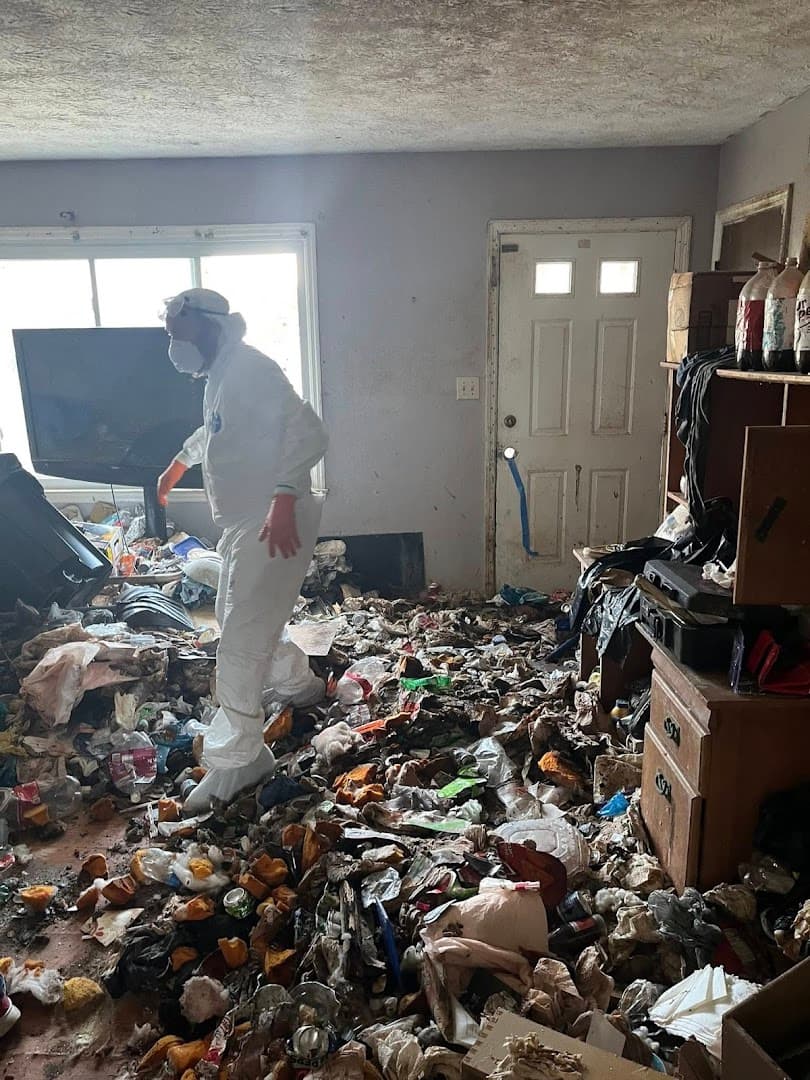 Dump It Hoarding Cleanup Services - photo 1
