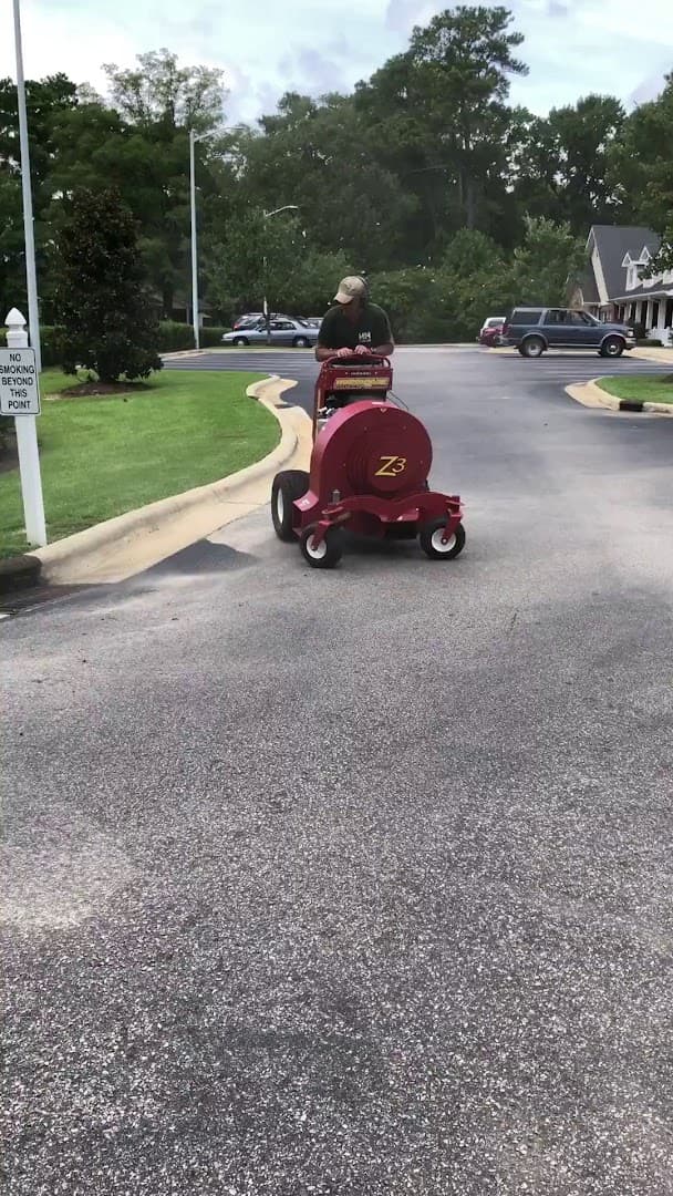 Harris & Harris (H&H) Lawncare - photo 2