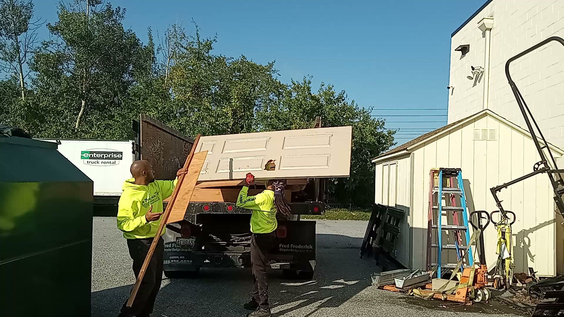 Je Transporte Hauling & Trucking - photo 2