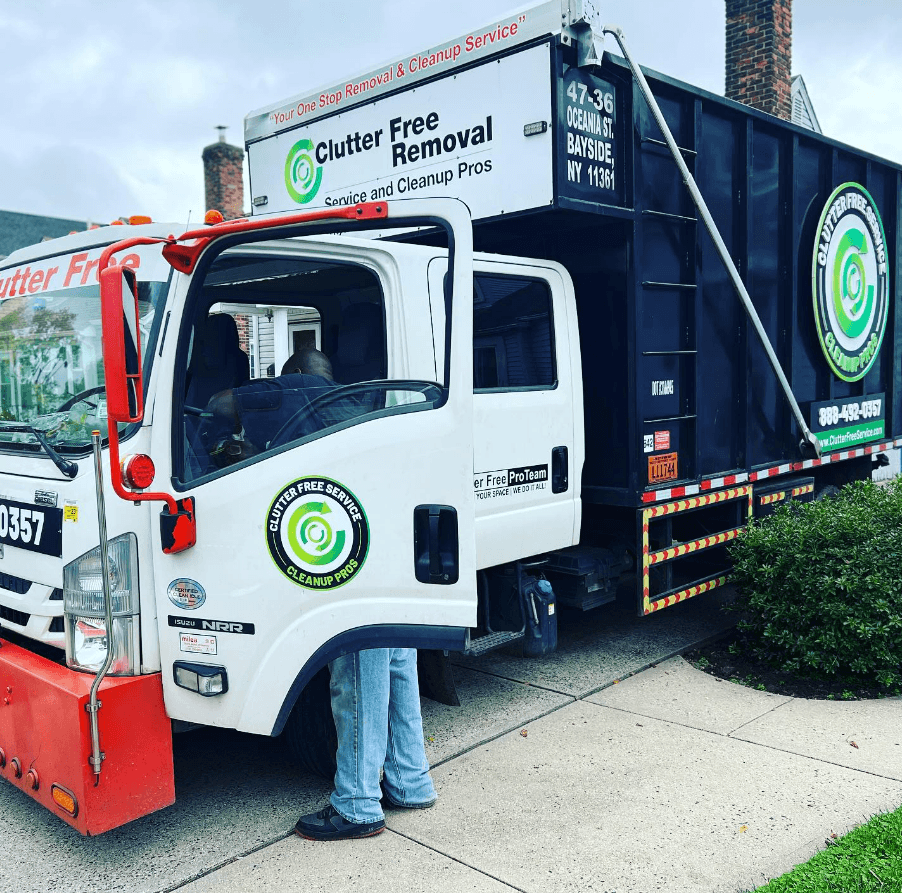 Clutter Free Service & Cleanup Pros - photo 3