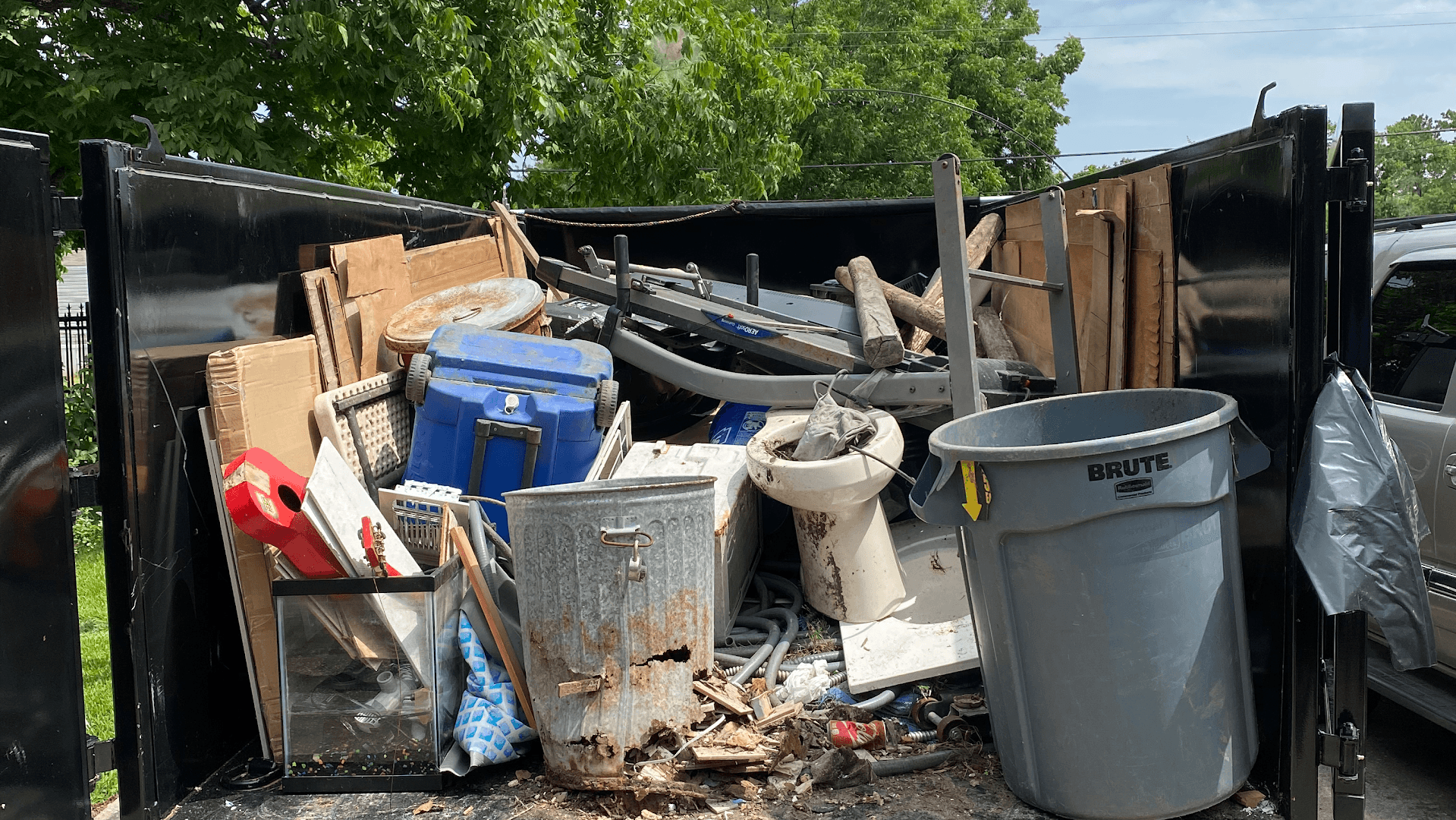 GET JUNK HELP LLC - photo 1