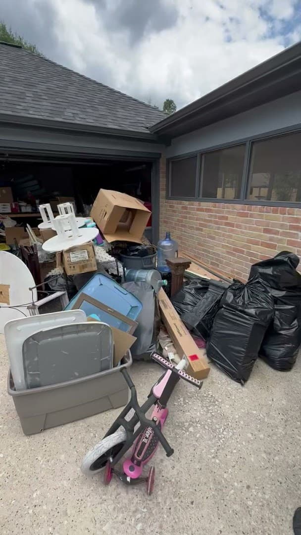 Texas Junkers, LLC Junk Removal - photo 2