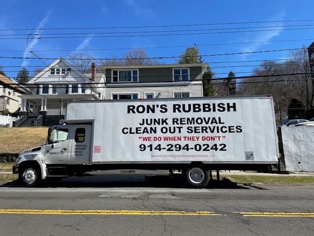 Ron's Rubbish & Junk Removal Cleanout Services - photo 1