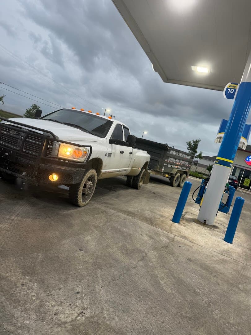 Casillas Hauling Services LLC - photo 1