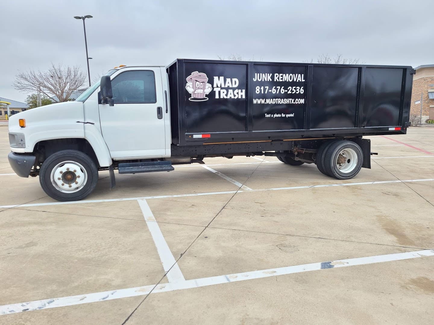 Mad Trash Dumpster Rentals and Junk Removal - photo 1