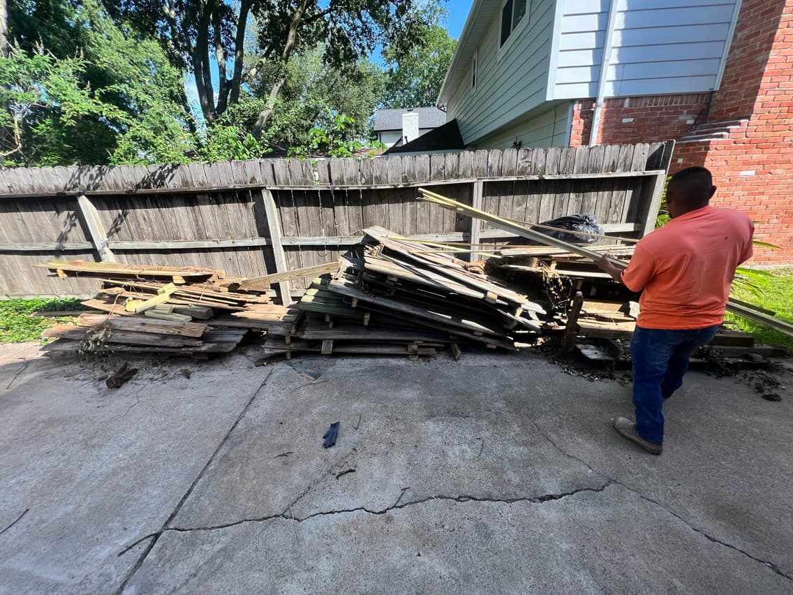 Sunny Trash Hauling, LLC - photo 3