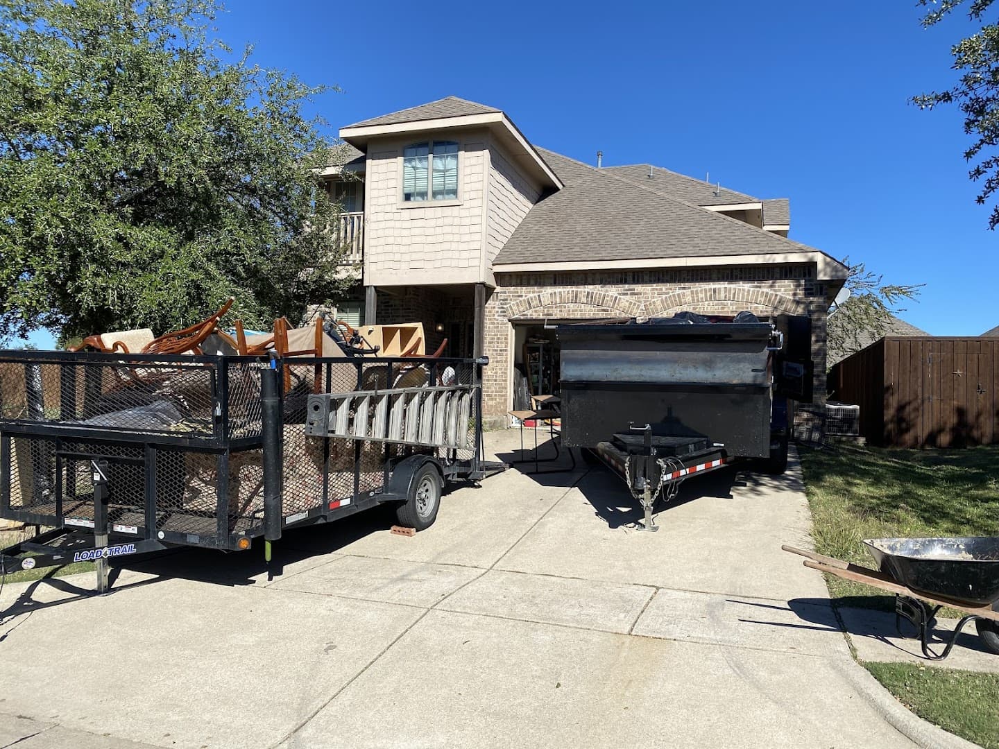Load-N-Haul junk removal - photo 3