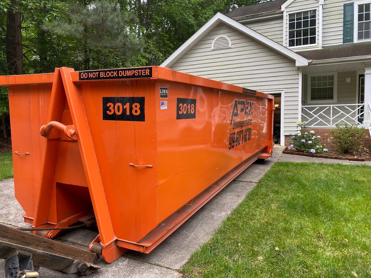 Apex Dumpsters - photo 3