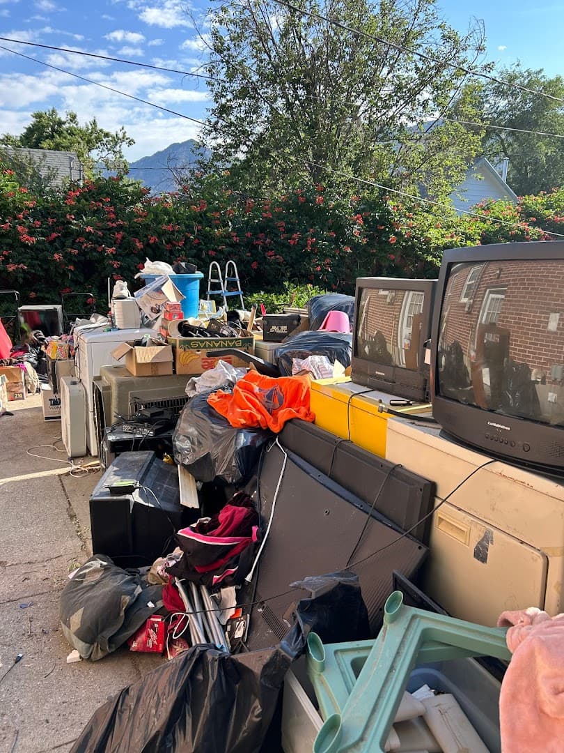 Property Cleanouts SD - photo 2