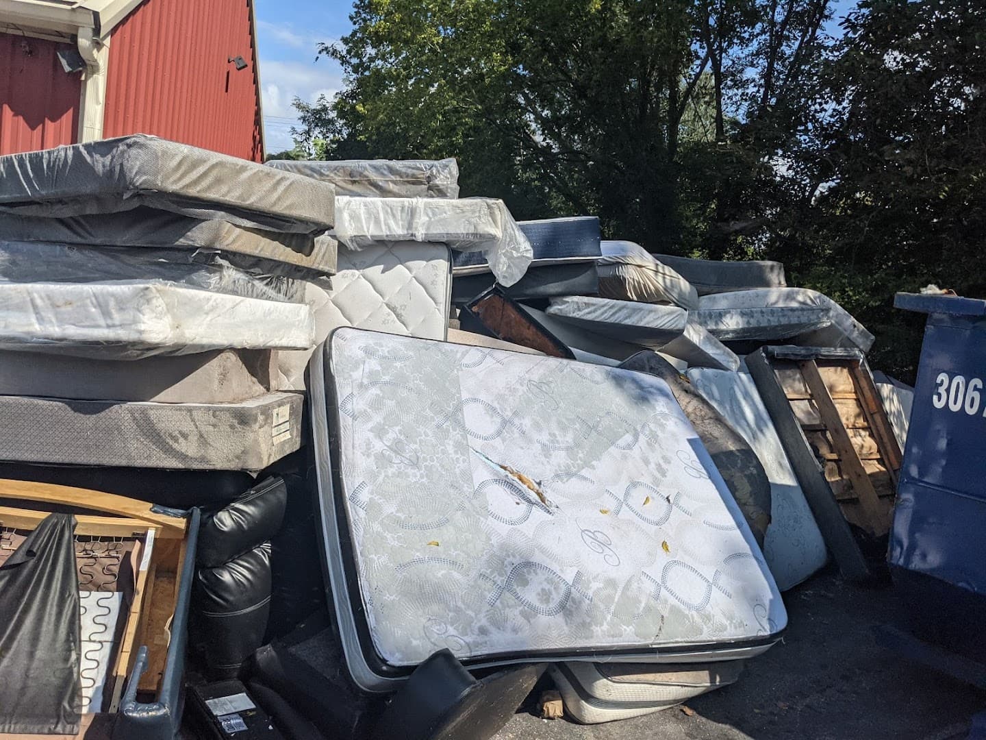 J.Jay's Junk Removal Services - photo 2