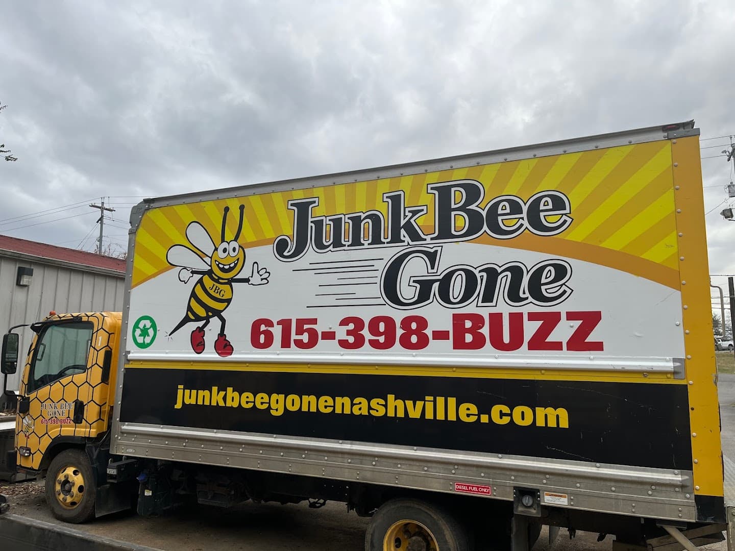 Junk Bee Gone - photo 2