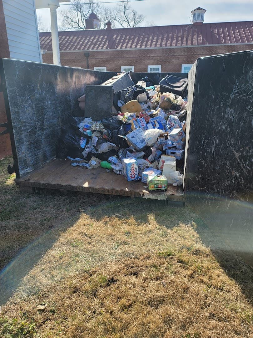 Dump It Hoarding Cleanup Services - photo 1