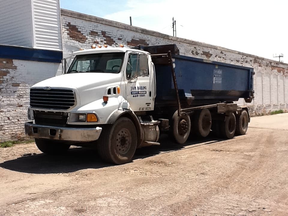 J & M Hauling - photo 1