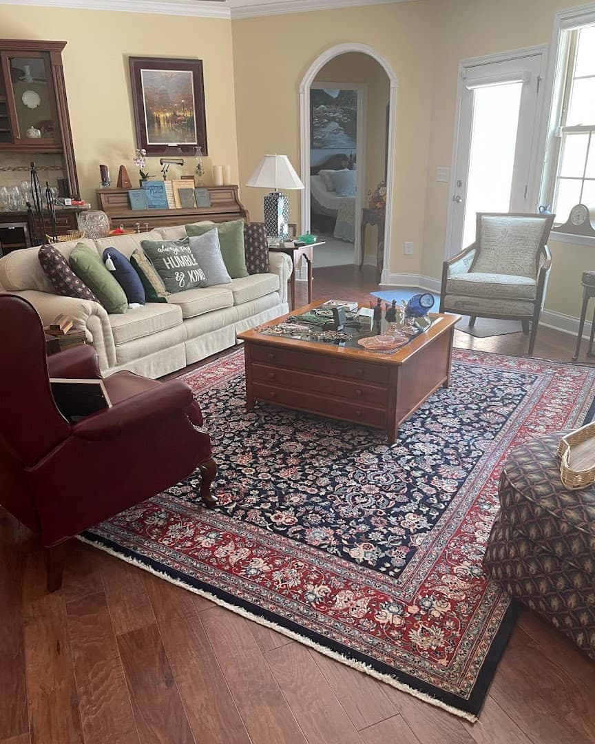 Flippin Farmhouse Estate Sales - photo 1