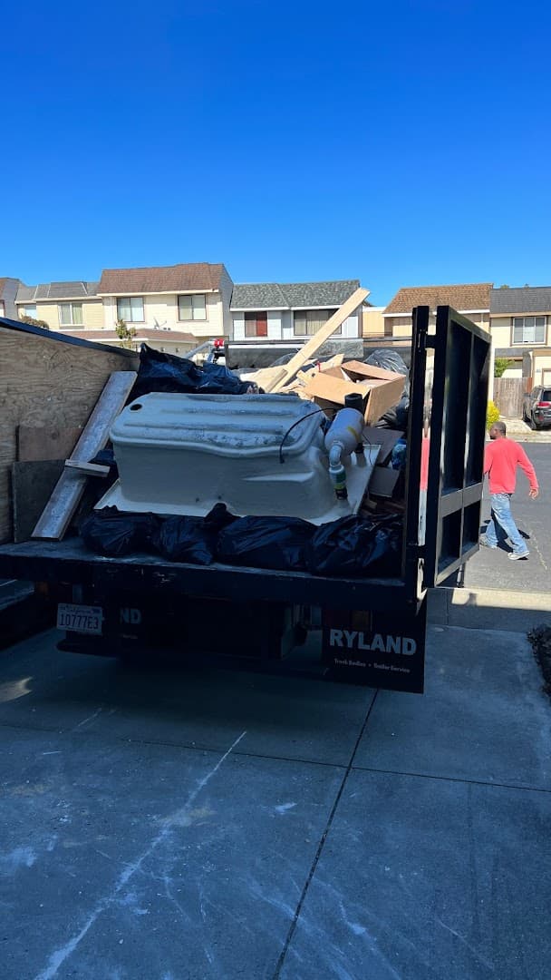 Direction Hauling & Junk Removal - photo 3