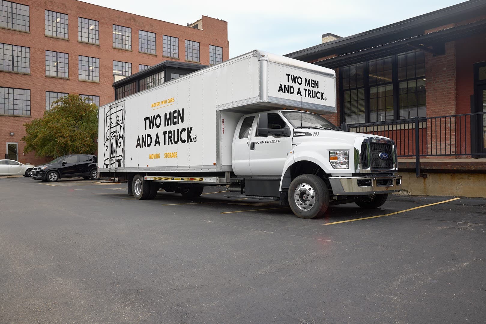 Two Men and a Truck Moving - photo 3