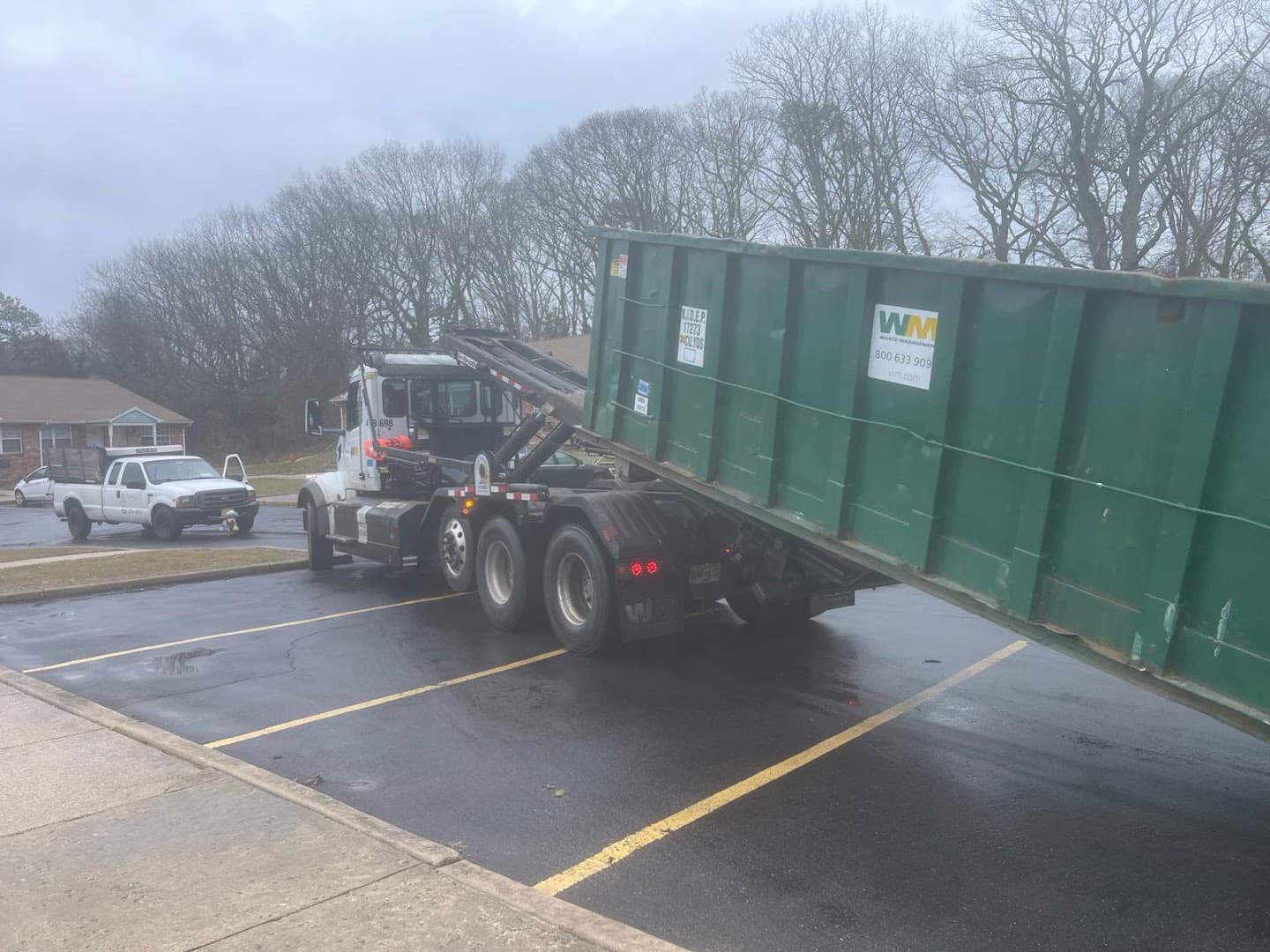Junk Removal Services - Oakley Waste Management - photo 3