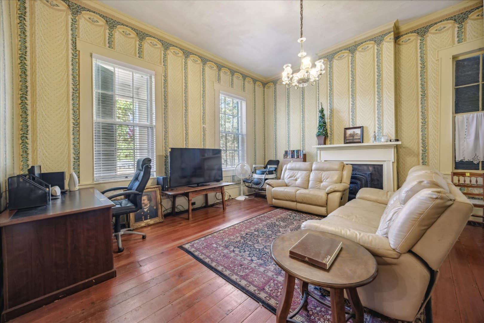 Walker Auctions LLC - photo 3