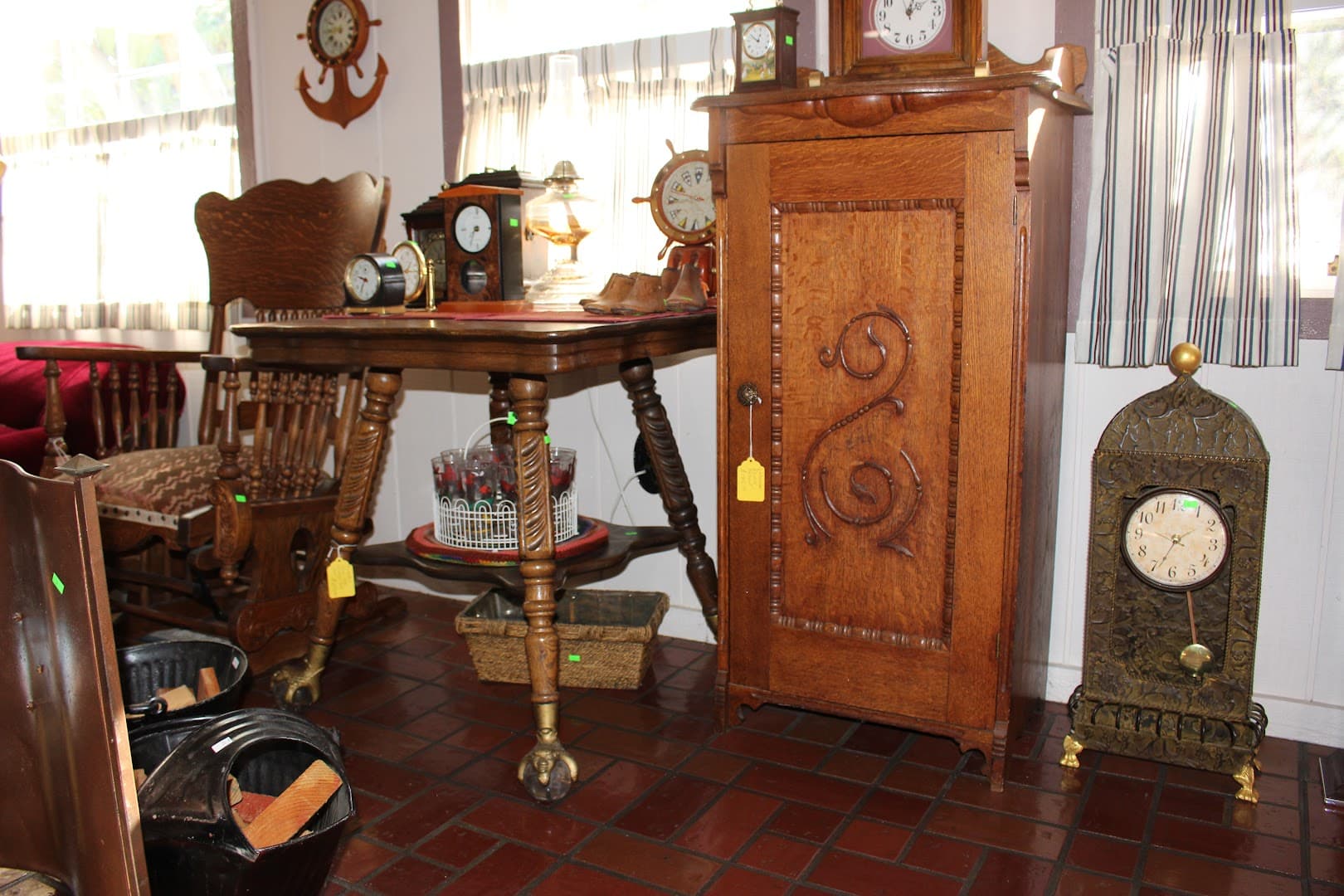 Estate Liquidations by VVS Antiques - photo 2
