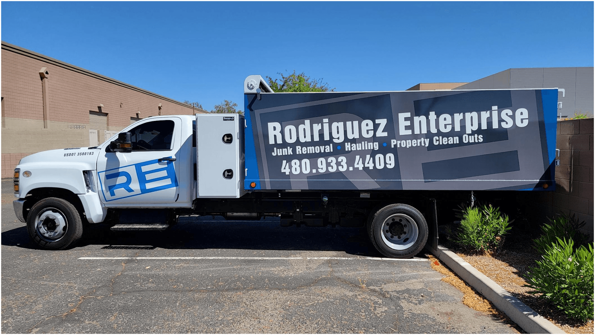 Rodriguez Enterprise - Junk Removal and Hauling - photo 1