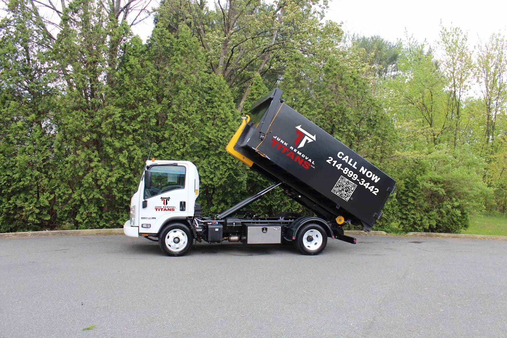 Junk Removal Titans LLC - photo 1