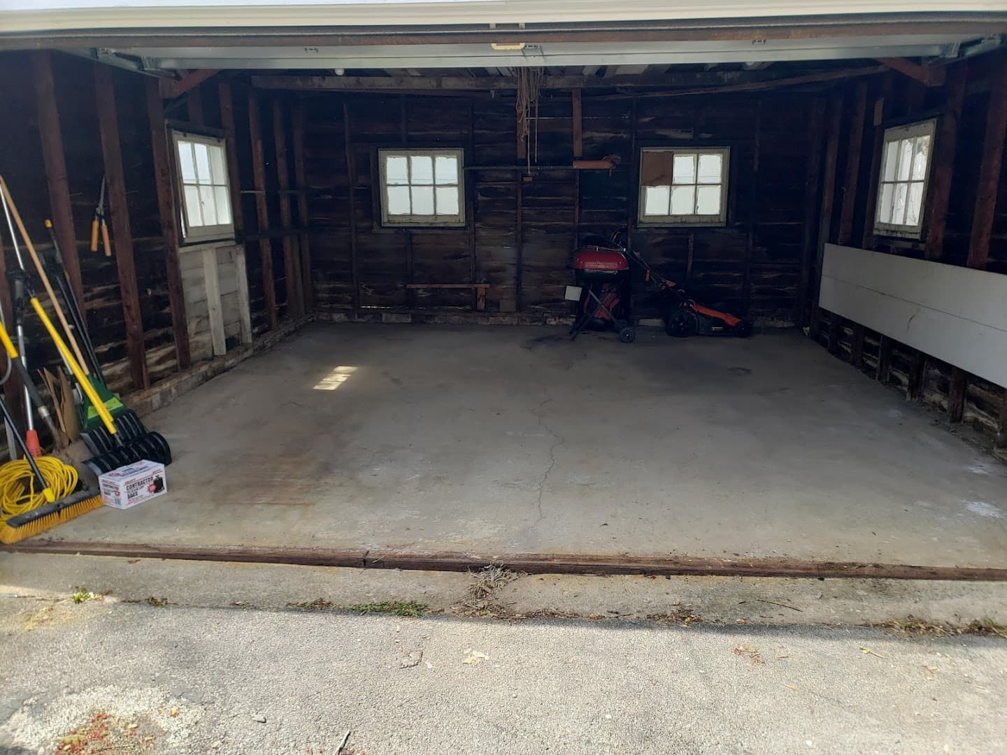 Chuck-It Haulers LLC - photo 2