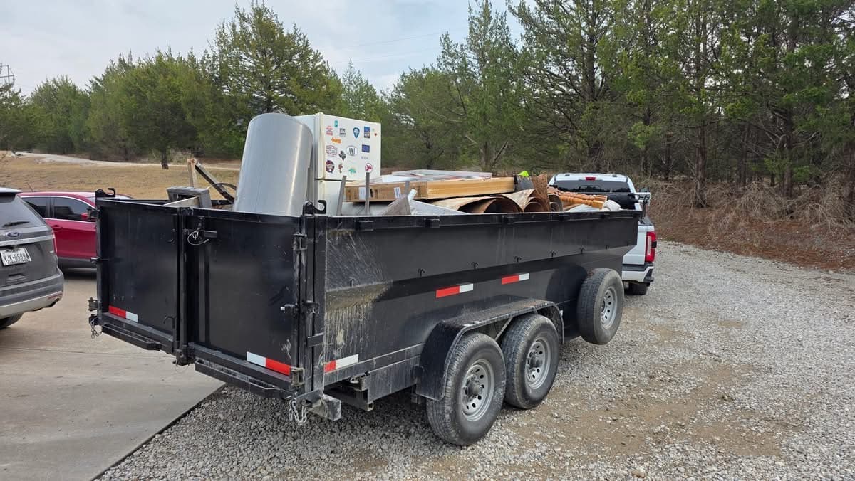 Toss It Hoarding Cleanup Services - photo 1