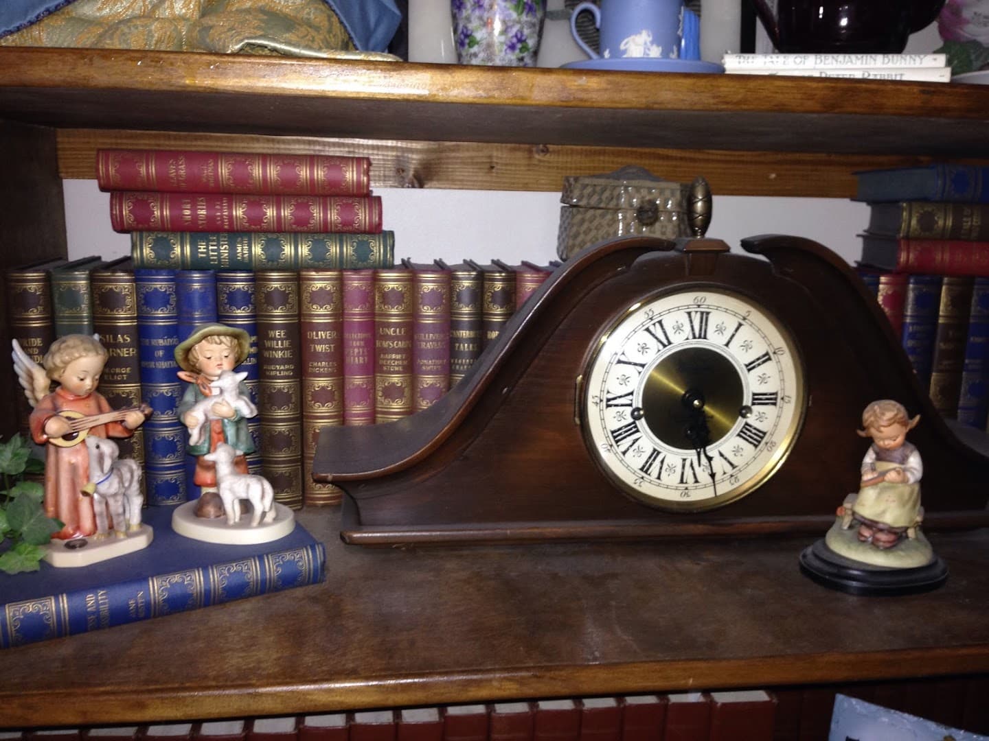 Dr. Holloway's Estate Sales - photo 1