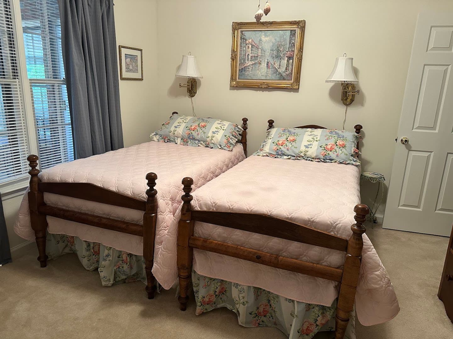 Athena Estate Sales - photo 1