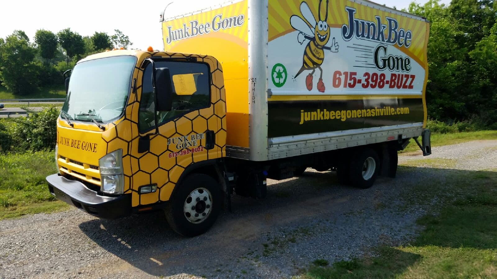 Junk Bee Gone - photo 1
