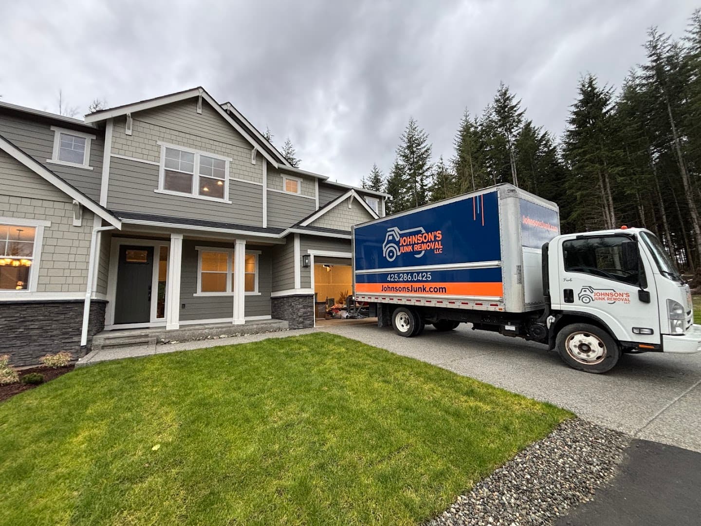 Johnson’s Junk Removal LLC - photo 2