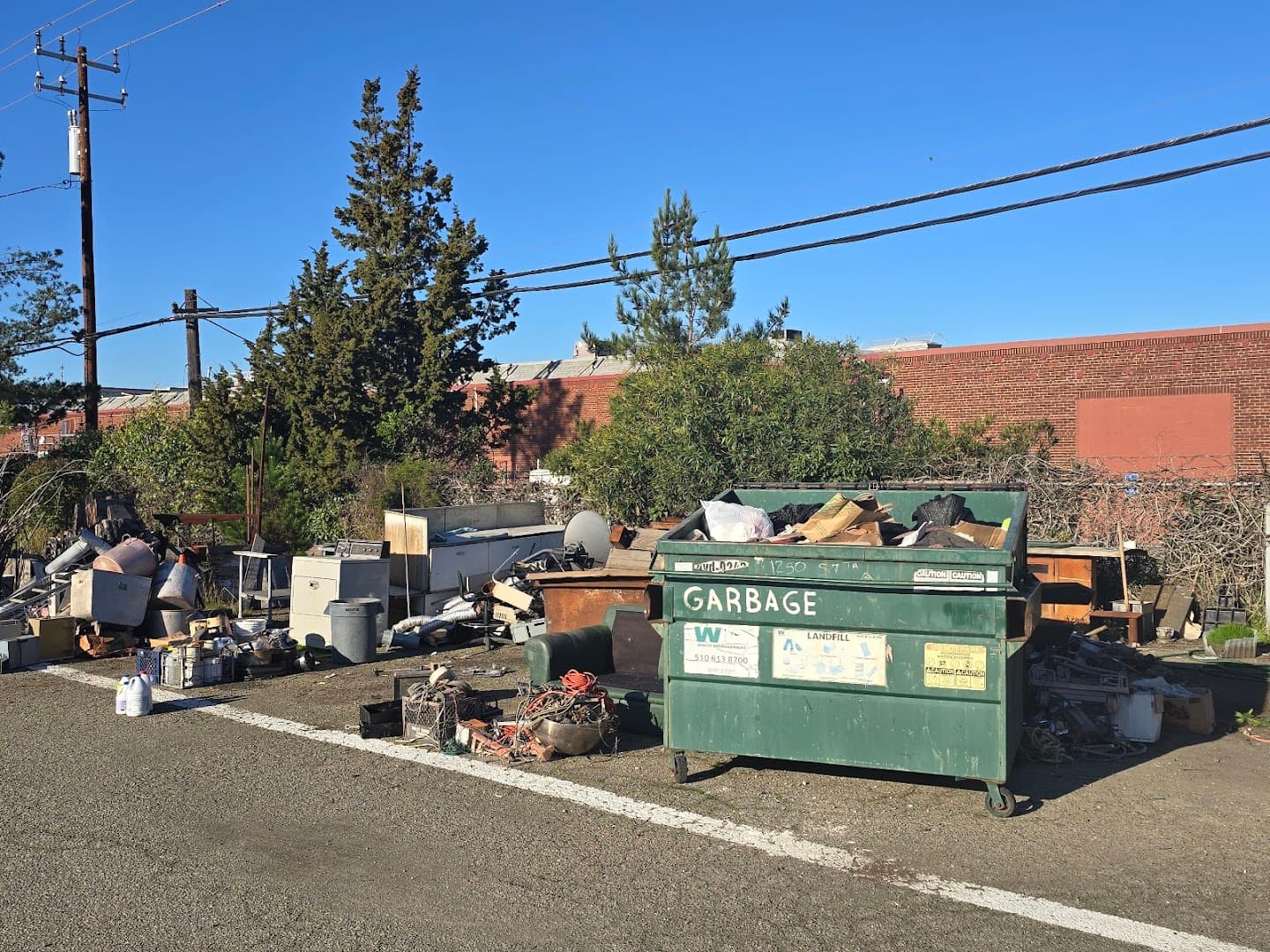 Manzanita's Hauling And Junk Removal - photo 3