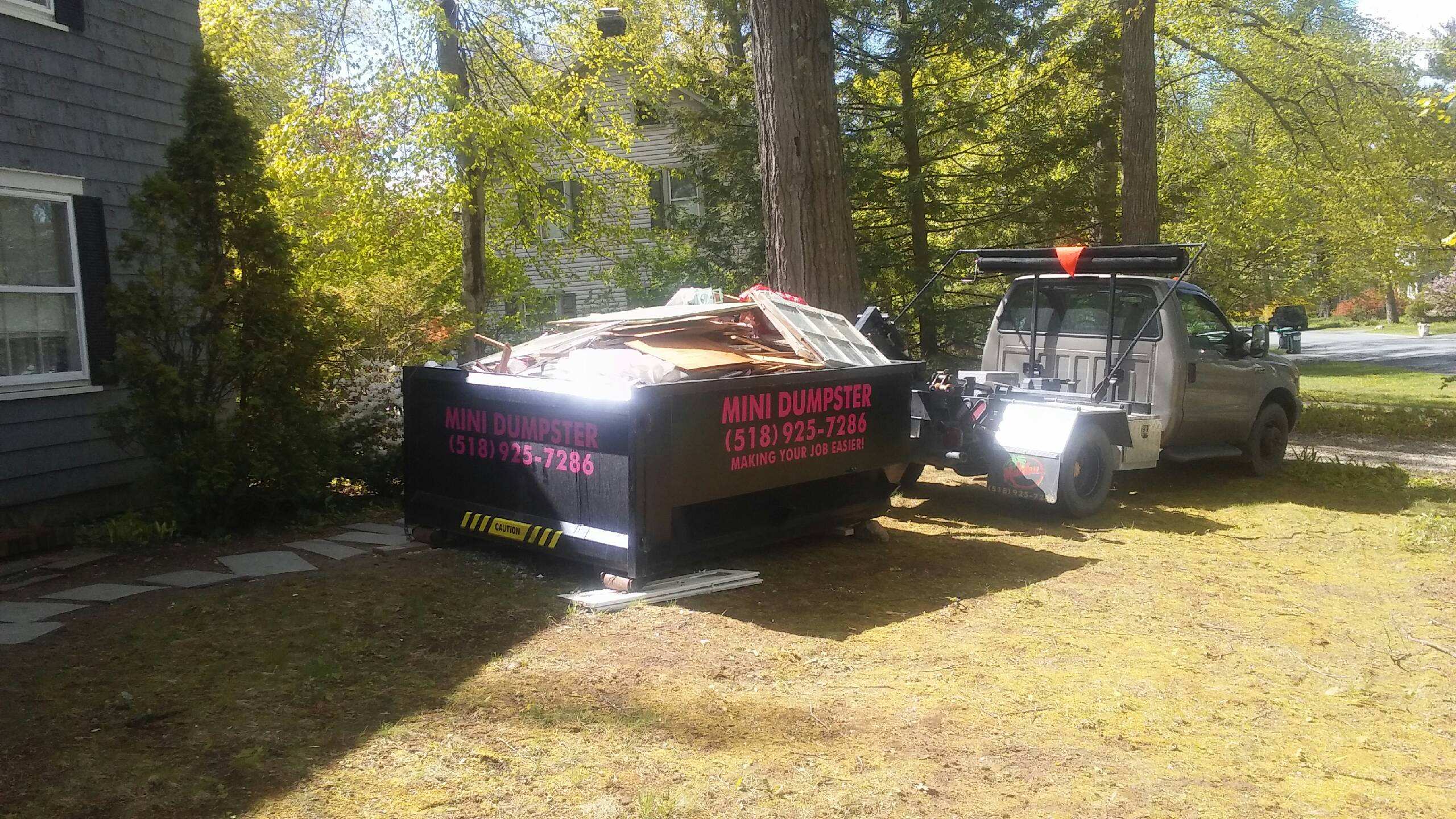 Malibu Dumpsters LLC photo