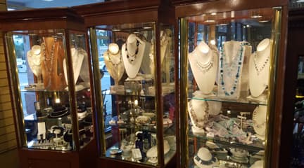 Legacies Upscale Resale (benefiting Cancer Support Community) photo