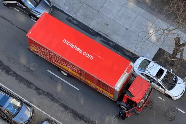 Moishe's Moving Jersey City photo