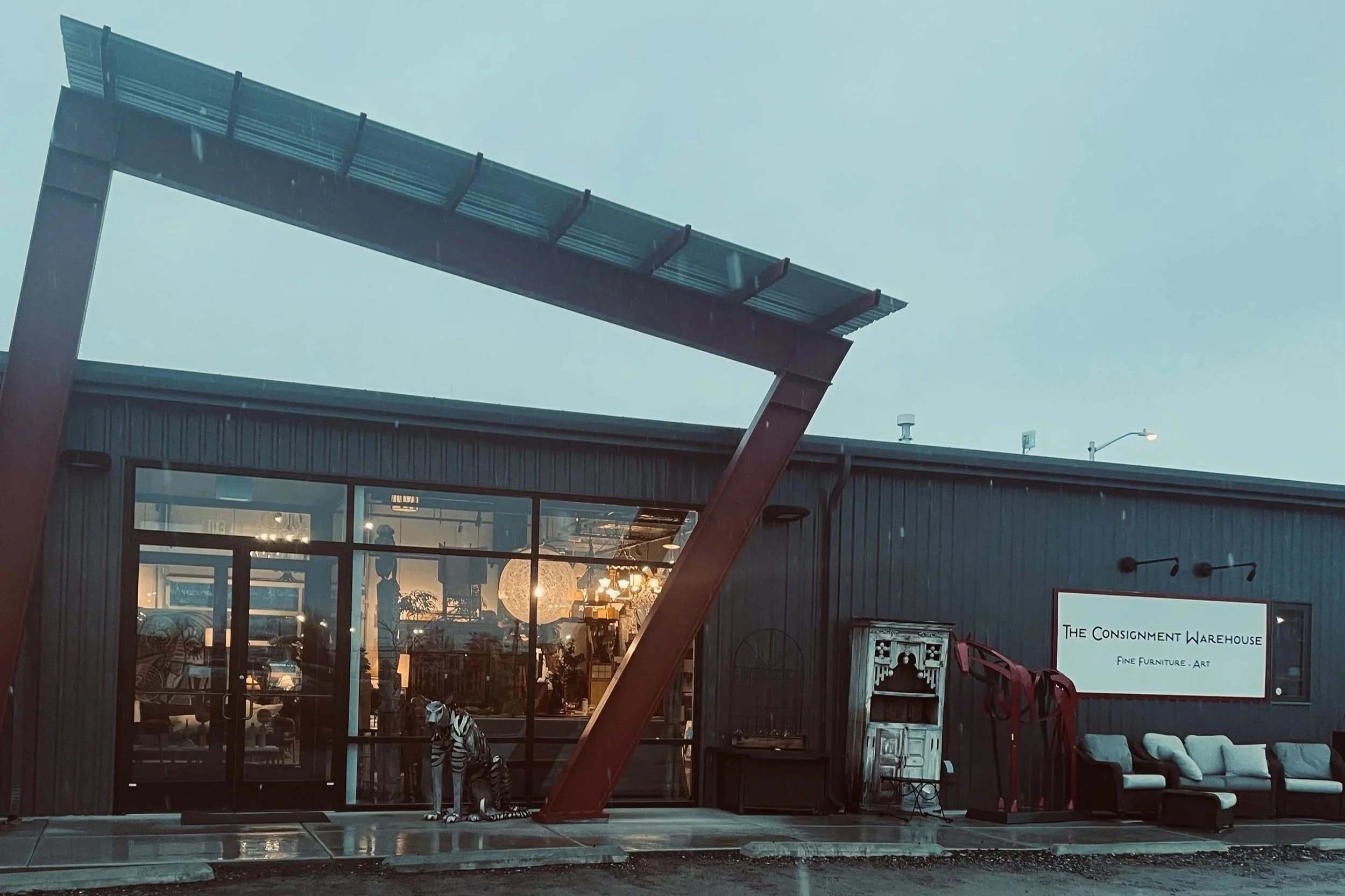 The Consignment Warehouse photo