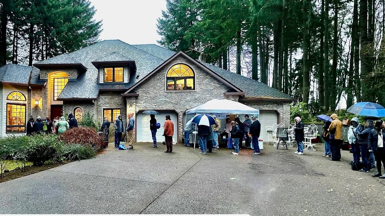 4 Seasons Estate Sales, LLC photo