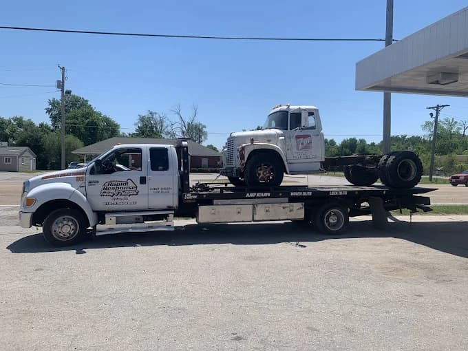 Rapid Response Towing and Transport photo