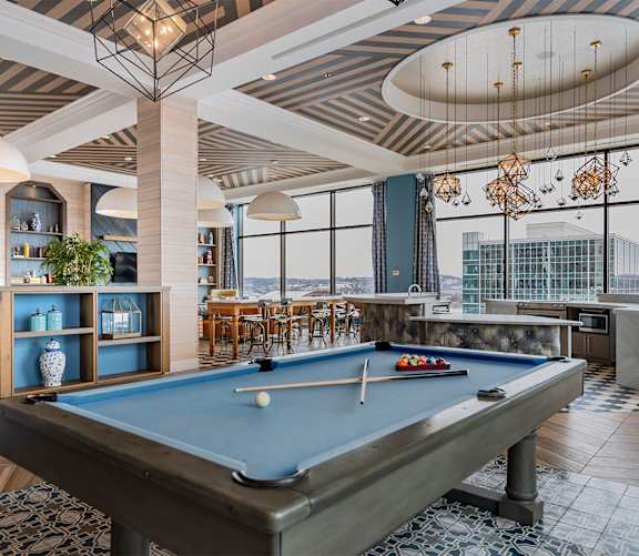 Parisian on Vine Apartments photo