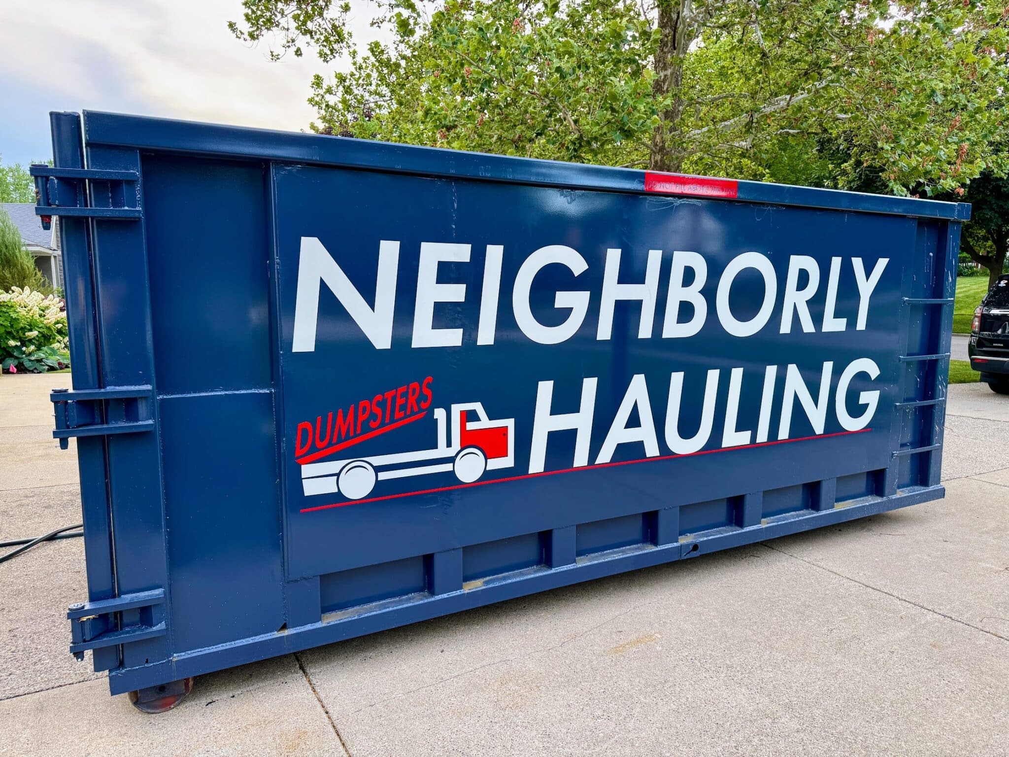 Neighborly Hauling photo